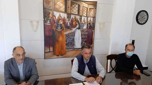 Υπογραφή Σύμβασης για την «Ενεργειακή Αναβάθμιση του Διοικητηρίου της Π.Ε. Καστοριάς», από τον Περιφερειάρχη Δυτικής Μακεδονίας Γιώργο Κασαπίδη
