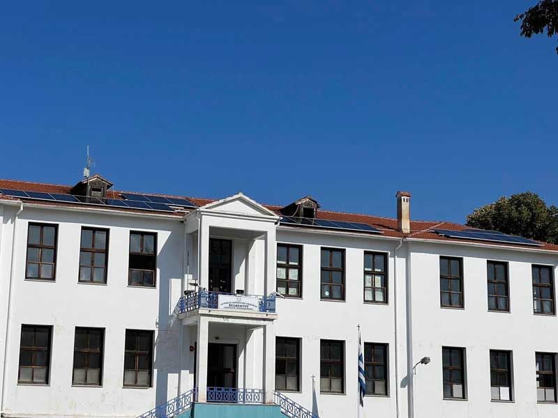 Εγκατάσταση φωτοβολταϊκών στις στέγες των Γυμνασίου-Λυκείου και του Δημοτικού Σχολείου Βελβεντού