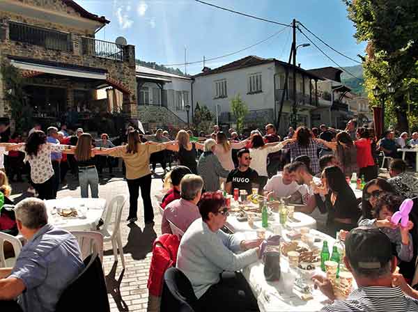 Με επιτυχία πραγματοποιήθηκε η 10η καστανογιορτή στο Εμπόριο Εορδαίας