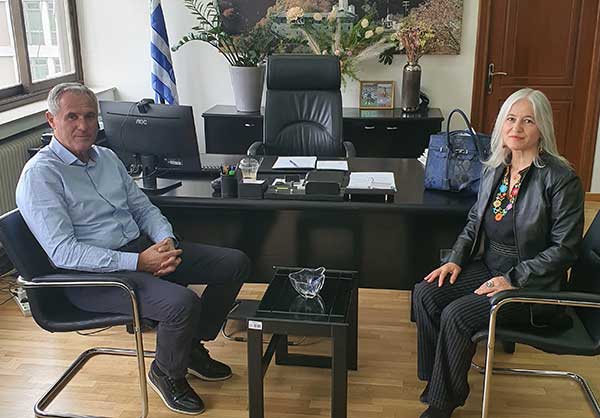 Τον Μενέλαο Μακρυγιάννη, Αντιπεριφερειάρχη Διοίκησης και Οικονομικών επισκέφθηκε η προϊσταμένη του ΚΕ.Δ.Α.Σ.Υ. Κοζάνης Αννούλα Κακαλέ