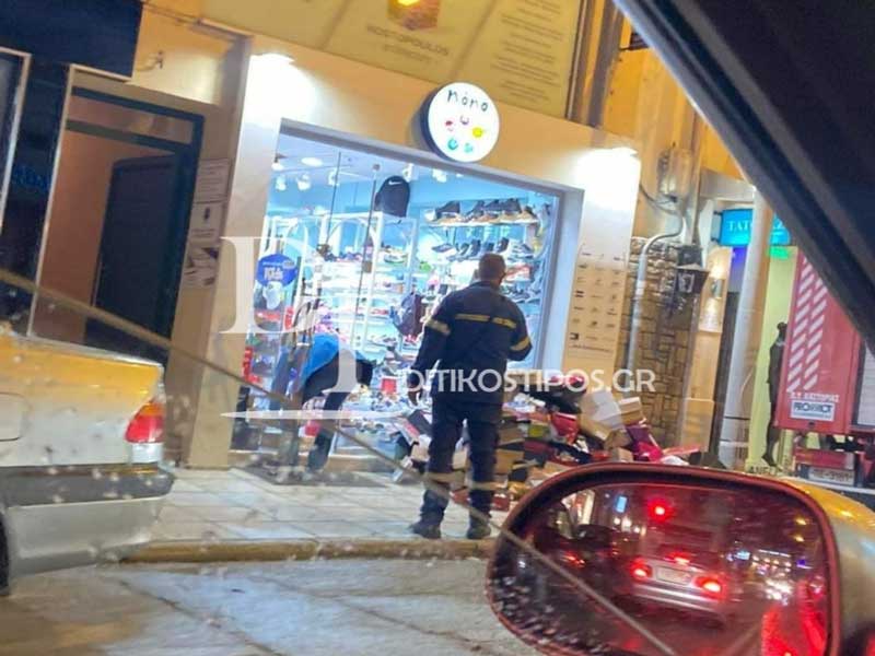 Πλημμύρισε το κατάστημα παιδικών υποδημάτων “Momo” στην Καστοριά