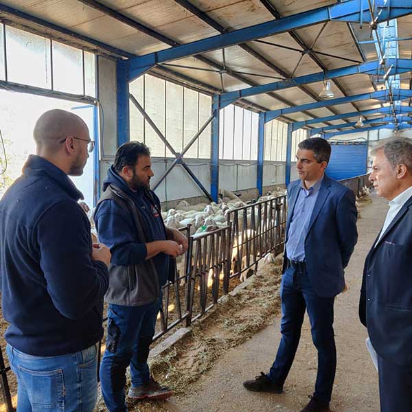 Eordaialive.com - Τα Νέα της Πτολεμαΐδας, Εορδαίας, Κοζάνης Κοζάνη: Ο υφυπουργός Ανάπτυξης και Επενδύσεων Χρίστος Δήμας στην startup Proud Farm Group of Farmers