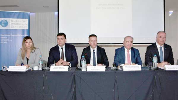 Στα 18 δισ. ευρώ τα έσοδα για τον ελληνικό τουρισμό