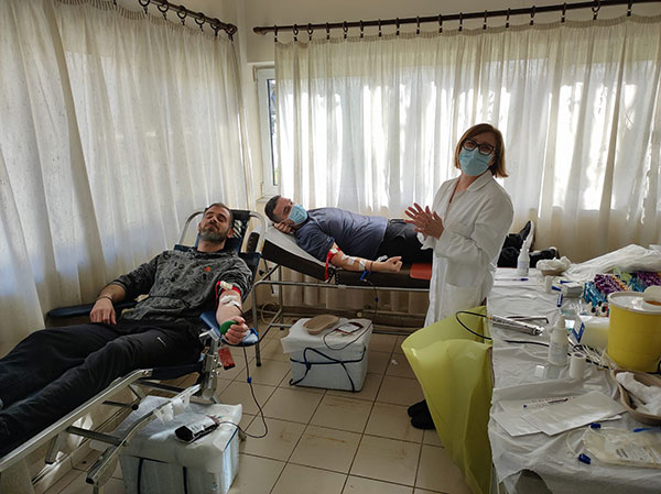 Οι εργαζόμενοι της ΔΕΗ ανταποκρίθηκαν στο κάλεσμα της τράπεζας αίματος του Σπάρτακου