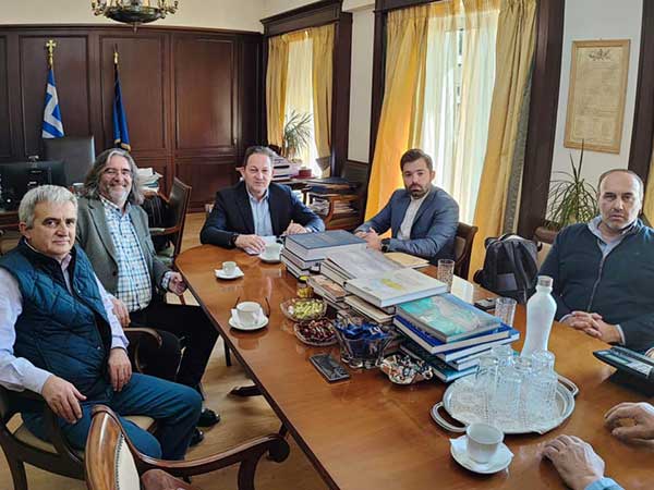 Συνάντηση με τον αναπληρωτή υπουργό Εσωτερικών Σ. Πέτσα για την αναγέννηση του δημαρχείου Σερβίων