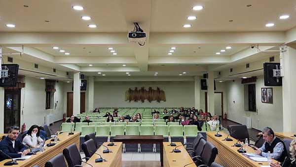 Δήμος Κοζάνης: Συνάντηση με τις διευθύντριες & τις προϊστάμενες των νηπιαγωγείων