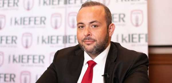 Χ. Πετρόχειλος (Kiefer): Στόχος μας η ανάπτυξη 1,5 GW εγκατεστημένης ισχύος ΑΠΕ και 1 GW μονάδων αποθήκευσης