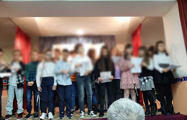 Η γιορτή του Πολυτεχνείου στο 6ο δημοτικό σχολείο Κοζάνης