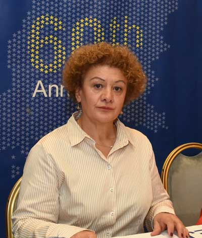 Η Σάγια Τσαουσίδου από το Καπνοχώρι Κοζάνης ξανά στο τιμόνι της Διεθνούς Ένωσης Ευρωπαίων Δημοσιογράφων