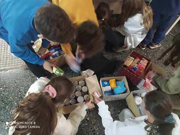 Μια πράξη αγάπης για τους απόρους του Δήμου Κοζάνης από το 3ο Γυμνάσιο Κοζάνης