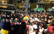 Παιχνίδια με εμψυχωτή κλόουν στην κεντρική πλατεία της Κοζάνης