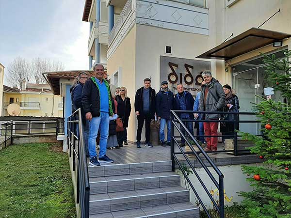 Διαμαρτυρία εκπαιδευτικών στην Περιφερειακή Διεύθυνση για αυξήσεις και μονιμοποιήσεις νεοδιόριστων ειδικής αγωγής