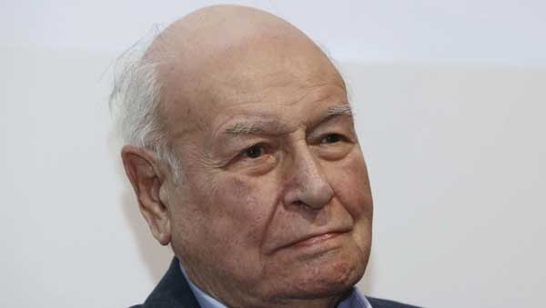 Πέθανε ο Γιάννης Διακογιάννης