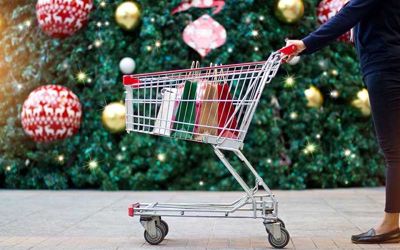Πρεμιέρα σήμερα για το εορταστικό «καλάθι του νοικοκυριού» και το «καλάθι του Άη Βασίλη»