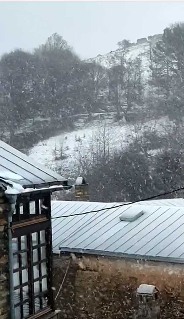 Καλό μήνα από το Νυμφαίο