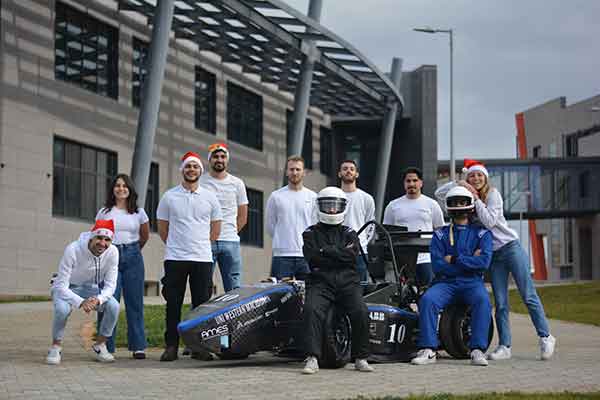 Η φοιτητική ομάδα Perseus Racing του Πανεπιστημίου Δυτικής Μακεδονίας το Σάββατο 17 και Κυριακή 18 Δεκεμβρίου στην κεντρική πλατεία της Κοζάνης