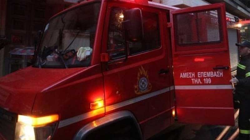 Απεγκλωβισμός δίχρονου από Ι.Χ. στην Κοζάνη