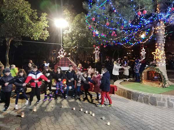 Φωταγώγηση χριστουγεννιάτικου δέντρου και γιορτή τσιγαρίδας στην Θρακική Εστία Εορδαίας