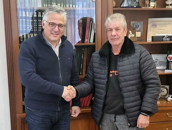 Ο Θέμης Πέγιος στην παράταξη του Χρήστου Ζευκλή