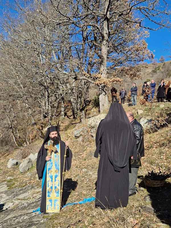 Καθαγιασμός των υδάτων στην Ι.Μ.Αγίας Τριάδος Βυθού
