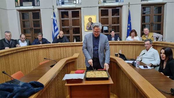 Έκοψαν την πίτα στο Δήμο Βοΐου
