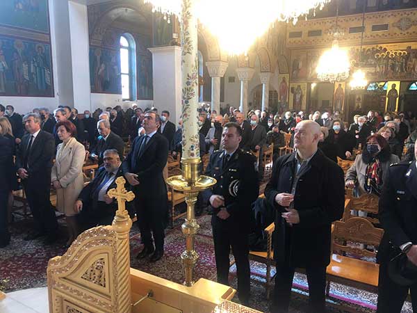 Η επίσημη δοξολογία για την Πρωτοχρονιά στον Ι.Ν Αγίας Τριάδας Πτολεμαΐδας (βίντεο-εικόνες)