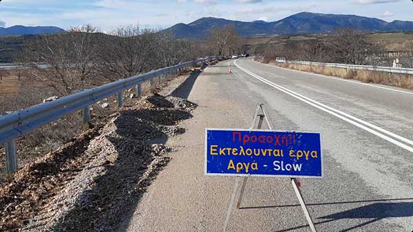 Εργασίες φωταγώγησης της γέφυρας Ρυμνίου