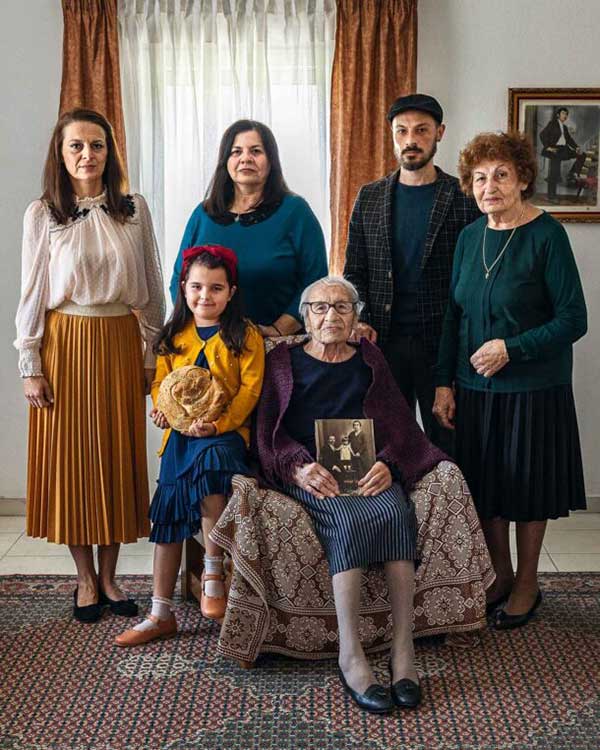 Γαστρονόμος: Στα Πετρανά Κοζάνης συναντήσαμε τη Μελπομένη Κανταρτζή και την οικογένειά της και στον γειτονικό Βαθύλακκο γευτήκαμε συνταγές από τα Φάρασα Καππαδοκίας