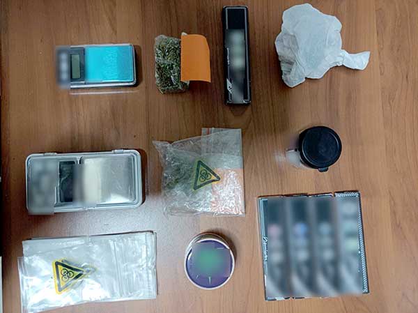Συνελήφθησαν δύο άτομα στα Γρεβενά για παραβάσεις του νόμου περί ναρκωτικών