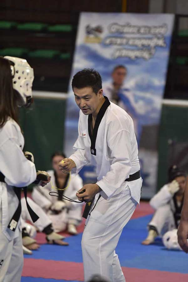 Με μεγάλη επιτυχία η πρώτη μέρα του 9ου international top snow taekwondo olumpic level στην Κοζάνη