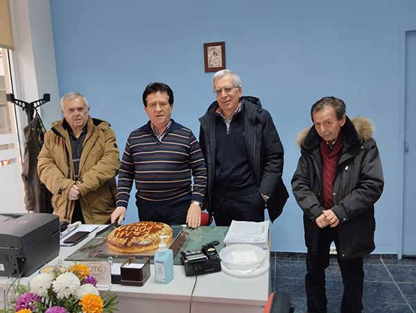 Κοπή βασιλόπιτας του Πανελλήνιου Συλλόγου Συνταξιούχων Τηλεπικοινωνιών – Ομίλου ΟΤΕ, Περιφερειακό Τμήμα Δυτικής Μακεδονίας- Το φλουρί στον πρόεδρο…