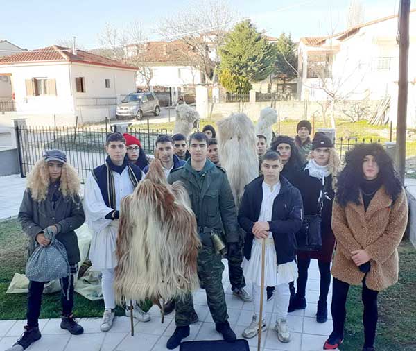 Αναβίωσε το έθιμο των Ρουγκατσαριών στο Τρανόβαλτο