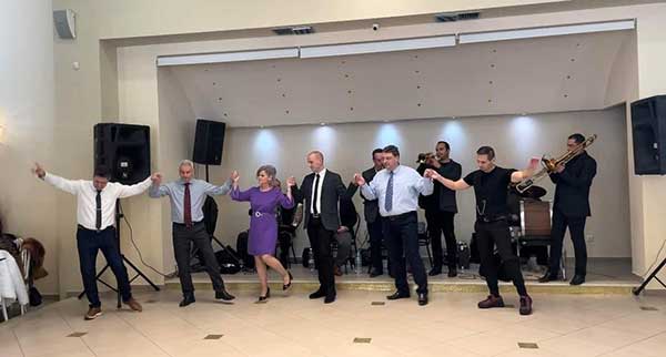 Με μεγάλη επιτυχία πραγματοποιήθηκε ο ετήσιος χορός του Συλλόγου Σαμαριναίων Κοζάνης “Η Αγία Παρασκευή”