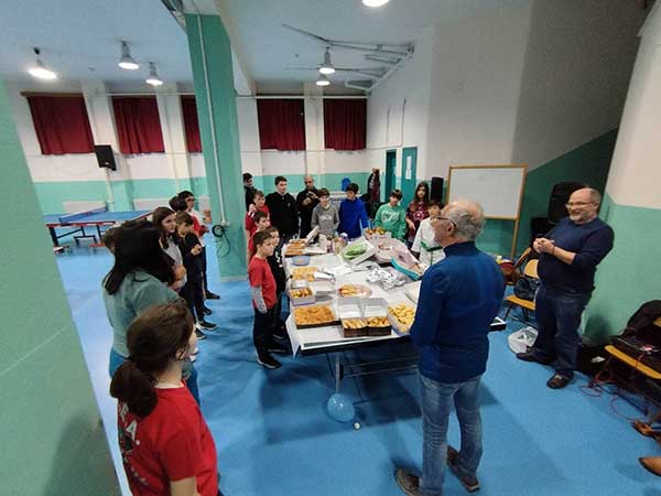Πρωτοχρονιάτικη γιορτή για τα παιδιά διοργάνωσε ο ΣΕΑ Κοζάνης ping pong