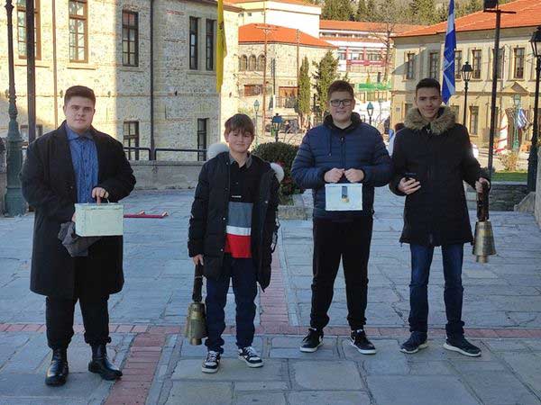 Μετά από δυο χρόνια τα κουδούνια ήχησαν ξανά στις γειτονιές της Σιάτιστας