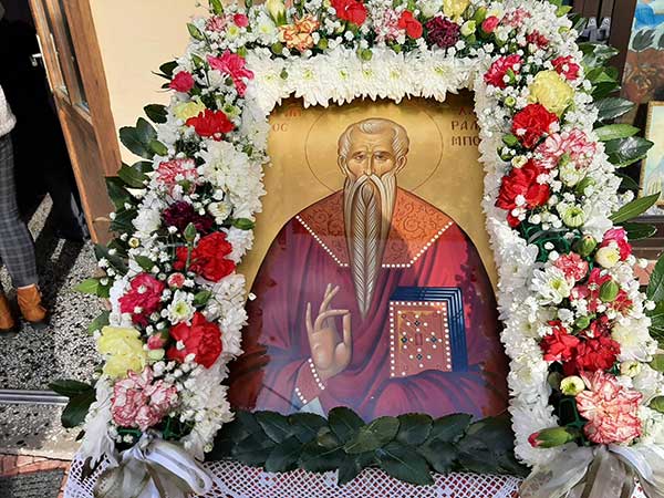 Πανηγυρίζει το ξωκκλήσι του Αγίου Χαραλάμπους