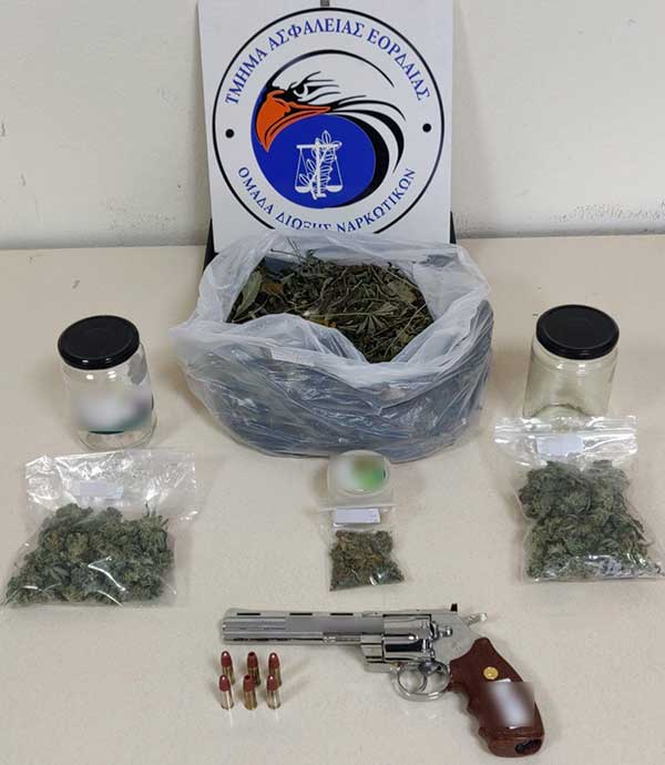 Συνελήφθη 49χρονος στην Πτολεμαΐδα για παραβάσεις της νομοθεσίας περί ναρκωτικών και περί όπλων