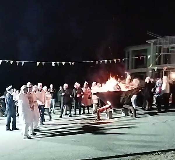 Φανός “Πυροβολείο” στο Πλατανόρρευμα Σερβίων