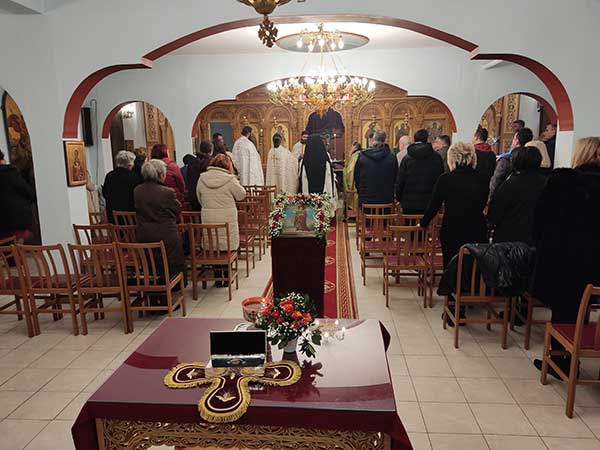 Yποδοχή του τεμαχίου ιερού λειψάνου του Αγίου Τρύφωνος στο Αμύνταιο
