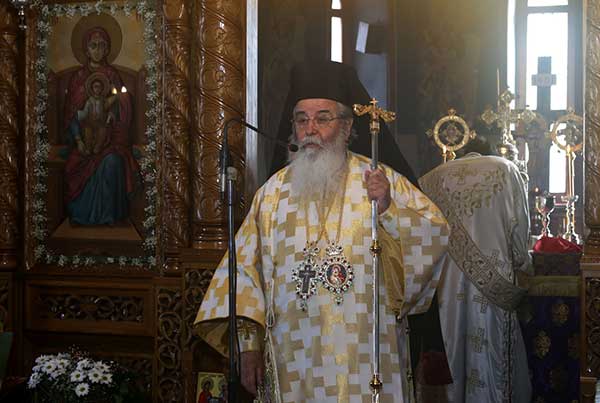 Αρχιερατική Θεία Λειτουργία, χειροθεσία και απονομή χειροθετηρίων Αναγνώστου, από τον Μητροπολίτη Σερβίων και Κοζάνης κ. Παύλο, στον Άγιο Διονύσιο εν Ολύμπω στο Βελβεντό
