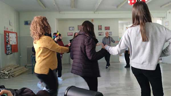 3ήμερο επιμορφωτικό βιωματικό σεμινάριο παραδοσιακής Κοζανίτικης Αποκριάς στο 6ο Γυμνάσιο