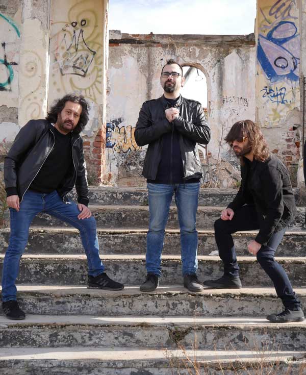 Oι Skelters live στο Folk bar στα Σιάτιστα στις 4/3/2023