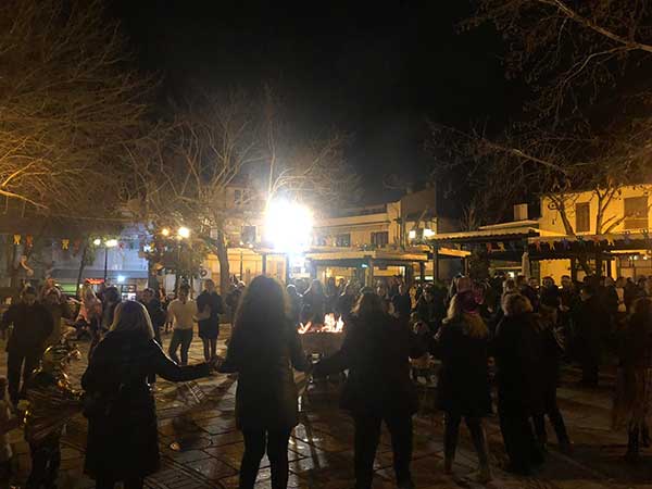 O φανός του δήμου Βελβεντού