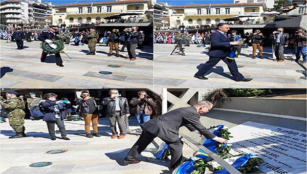 Κατάθεση στεφάνων στην κεντρική πλατεία της Κοζάνης