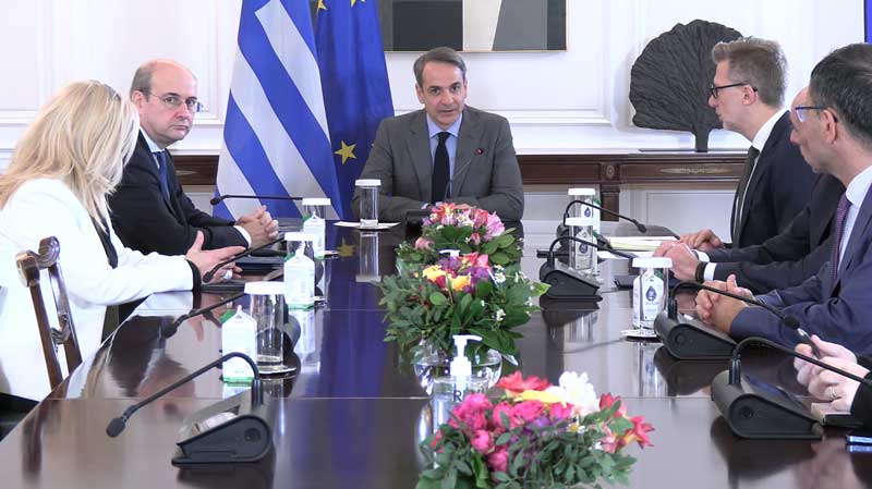 Στα 780 ευρώ ο κατώτατος μισθός από 1 Απριλίου