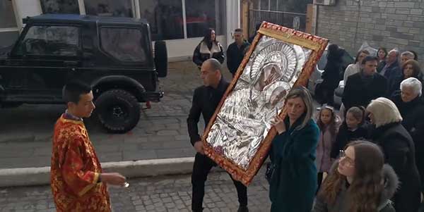Σιάτιστα: Η Υποδοχή της Παναγίας Ελεούσας από την Ενορία του Αγίου Νικολάου