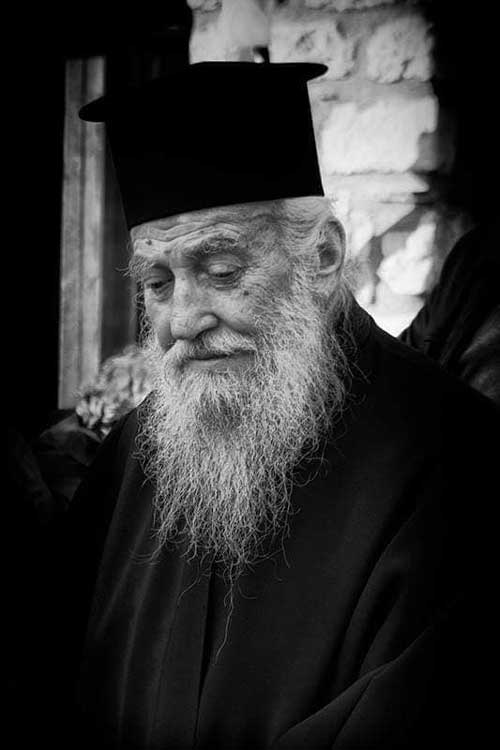 Έφυγε από τη ζωή ο παπά-Γιάννης, ιερέας της Λευκοπηγής- Η σωρός του θα βρίσκεται στον Ιερό Ναό του Αγ. Προδρόμου στις 11.00 και θα ψαλλεί 1.00