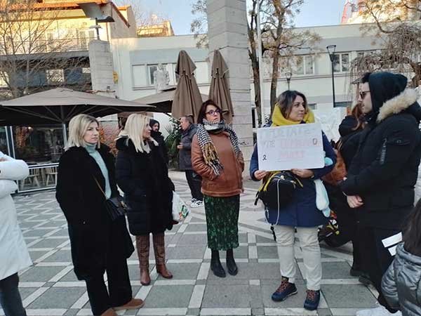 Διαμαρτυρία Συλλόγων Γονέων- Κηδεμόνων Δημοτικών Σχολείων Πτολεμαΐδας για τα θύματα του τραγικού δυστυχήματος των Τεμπών
