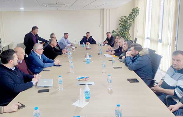 Ευρεία σύσκεψη στη ΖΕΠ για τα νέα ευρήματα στη Γέφυρα Σερβιων – Παραμένουν προς στιγμήν οι υπάρχουσες κυκλοφοριακές ρυθμίσεις