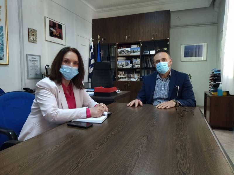 Καλλιόπη Βέττα: Συνάντηση με τον Διοικητή του Μαμάτσειου και κατάθεση κοινοβουλευτικής ερώτησης για τους εργαζόμενους στην καθαριότητα, τη φύλαξη και τη σίτιση του Γ.Ν. Κοζάνης»
